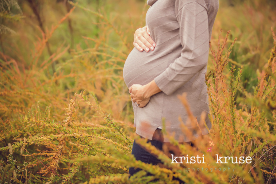 Youngsville maternity photographer
